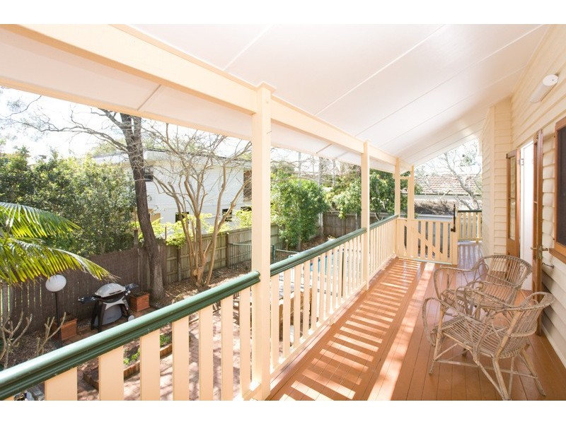 75  Mortlake Road, Graceville QLD 4075