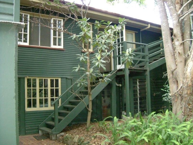 56  Dudley Street, Sherwood QLD 4075