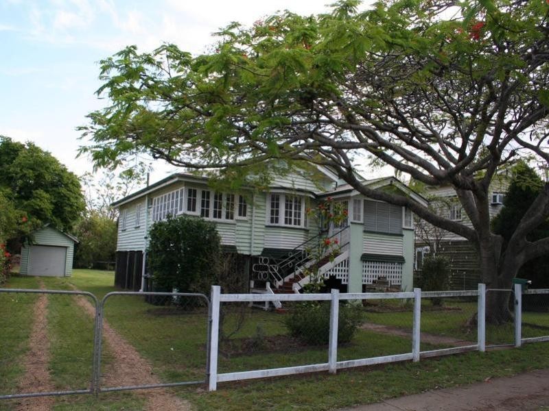 12  Marlborough Street, Sherwood QLD 4075