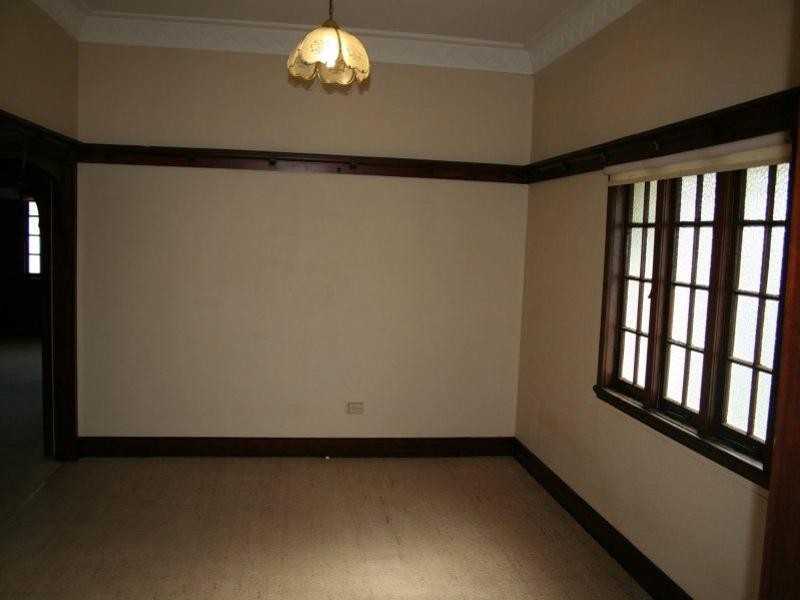 12  Marlborough Street, Sherwood QLD 4075