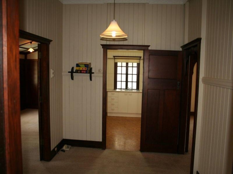 12  Marlborough Street, Sherwood QLD 4075