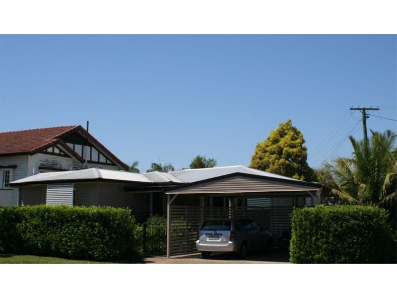 1  Sandon Street, Graceville QLD 4075