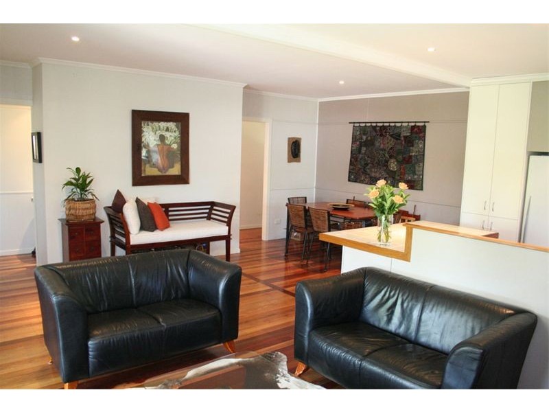 1  Sandon Street, Graceville QLD 4075