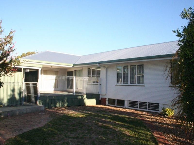 73 Manchester Terrace, Indooroopilly QLD 4068