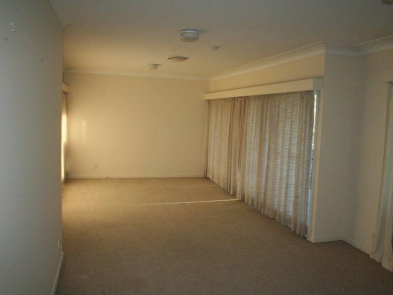 73 Manchester Terrace, Indooroopilly QLD 4068