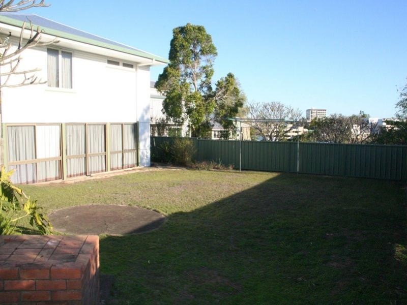 73 Manchester Terrace, Indooroopilly QLD 4068