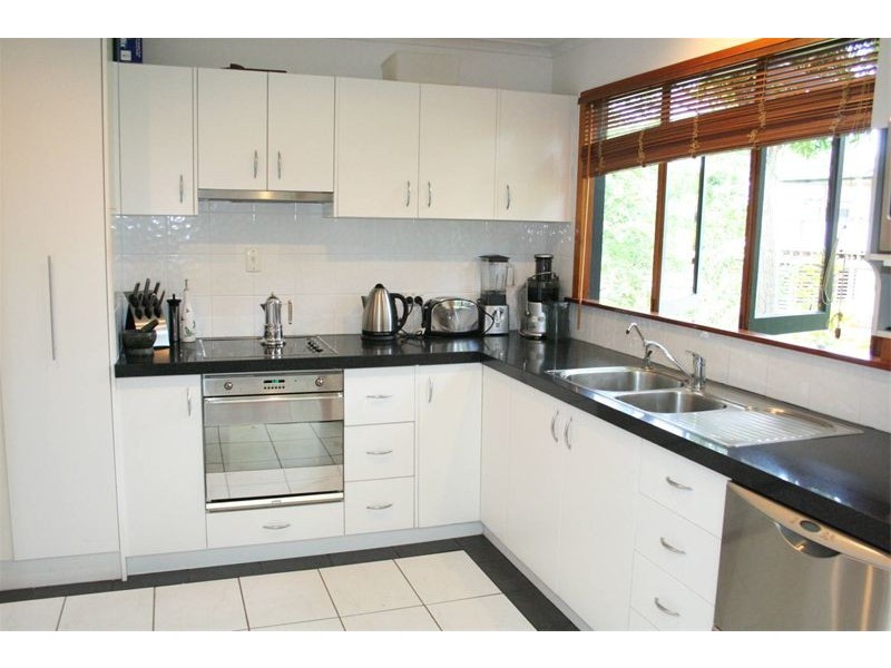 11  Richmond Street, Corinda QLD 4075