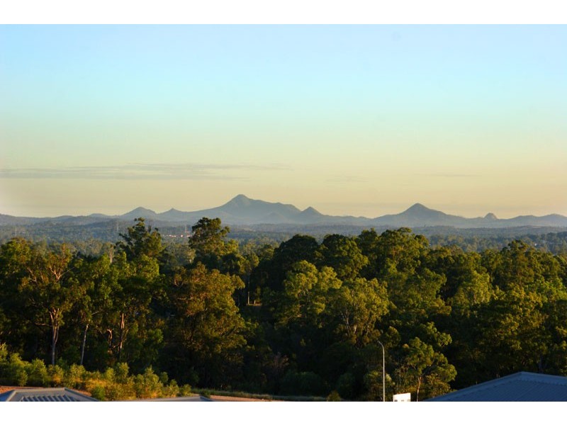 119 Gibson Crescent, Bellbowrie QLD 4070