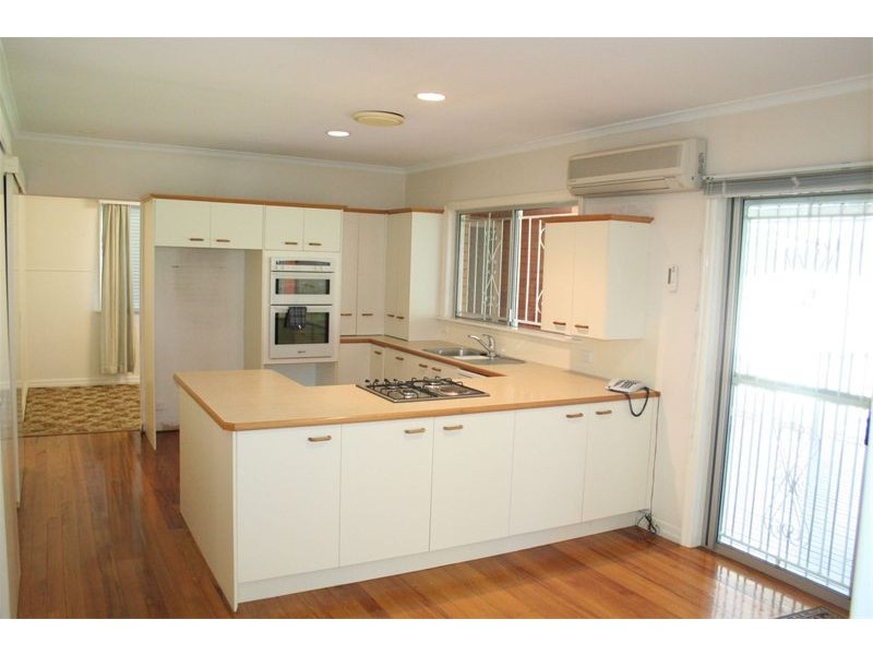 24  Hazelmere Parade, Sherwood QLD 4075