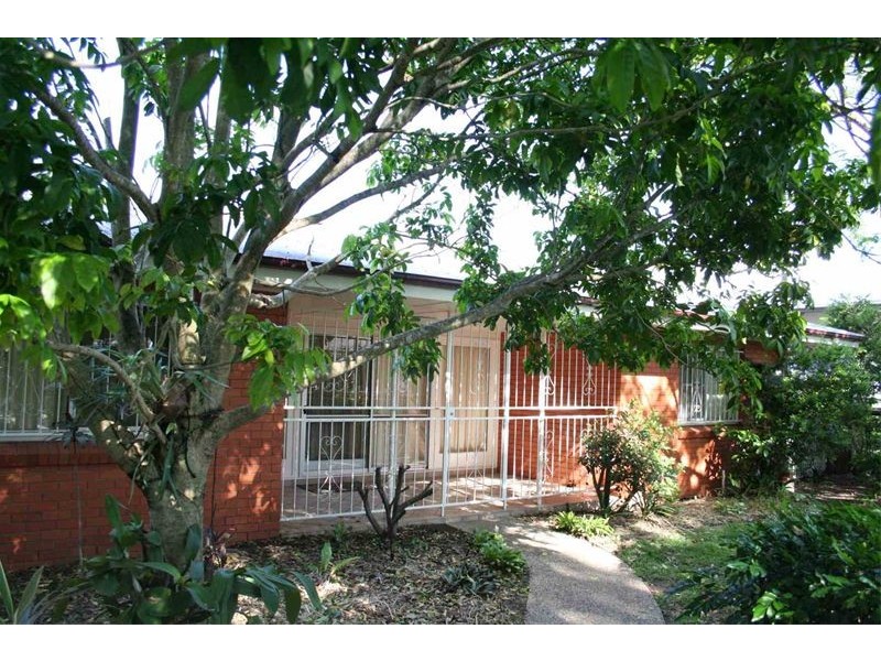 24  Hazelmere Parade, Sherwood QLD 4075