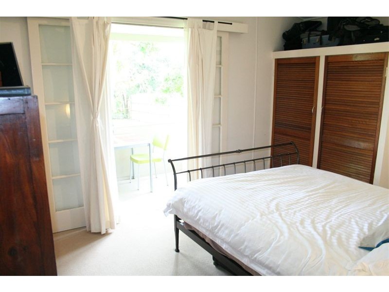 18  Kendall Street, Oxley QLD 4075