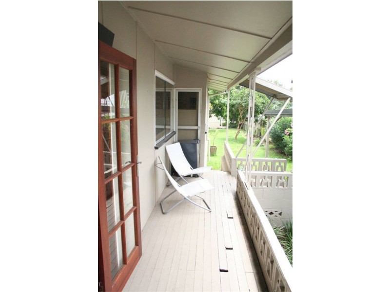 18  Kendall Street, Oxley QLD 4075