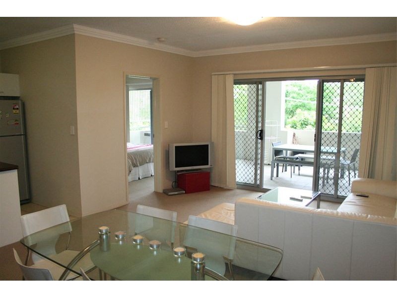 11/28 Belgrave Avenue, Indooroopilly QLD 4068