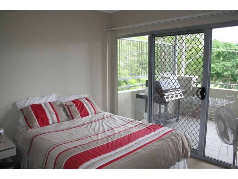 11/28 Belgrave Avenue, Indooroopilly QLD 4068