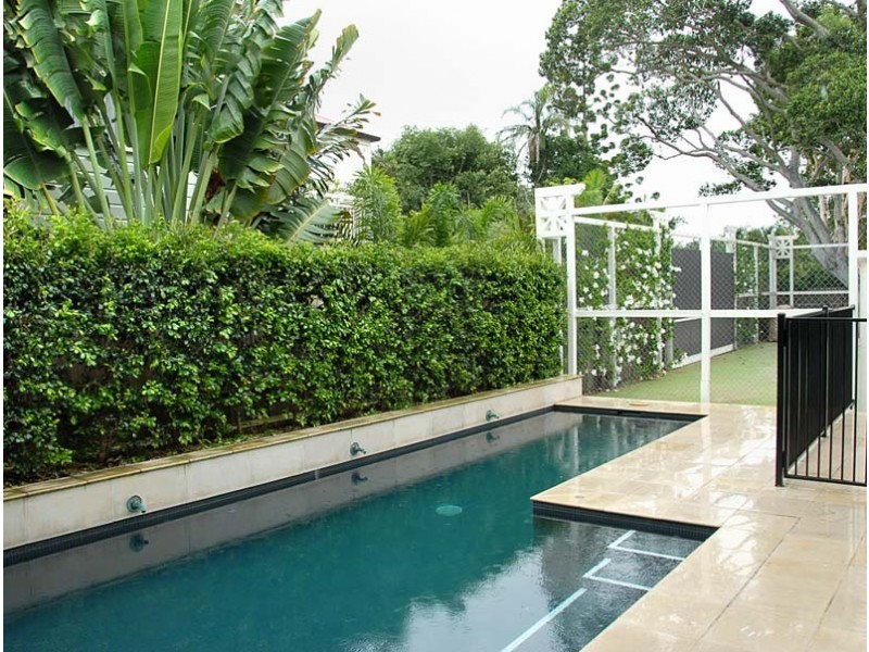 42 Molonga Terrace, Graceville QLD 4075