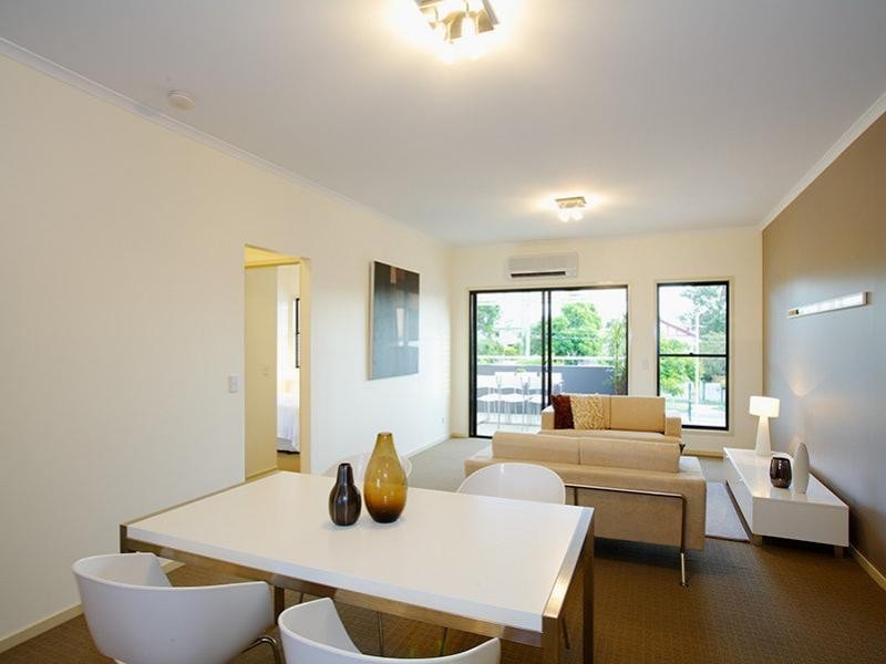 2/158  Graceville Avenue, Graceville QLD 4075