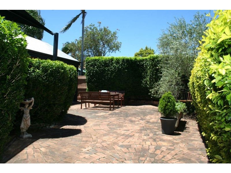 75 Borden Street, Sherwood QLD 4075