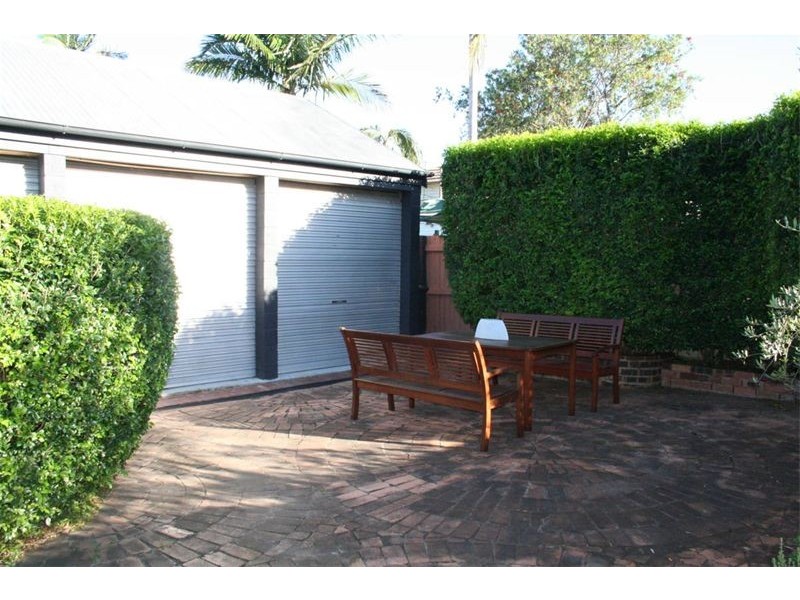 75 Borden Street, Sherwood QLD 4075