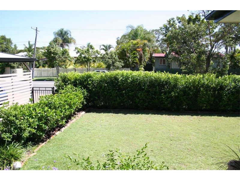 1  Sandon Street, Graceville QLD 4075
