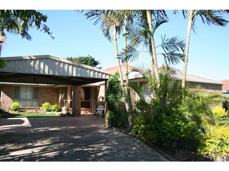 8   Prestwick Street, Oxley QLD 4075