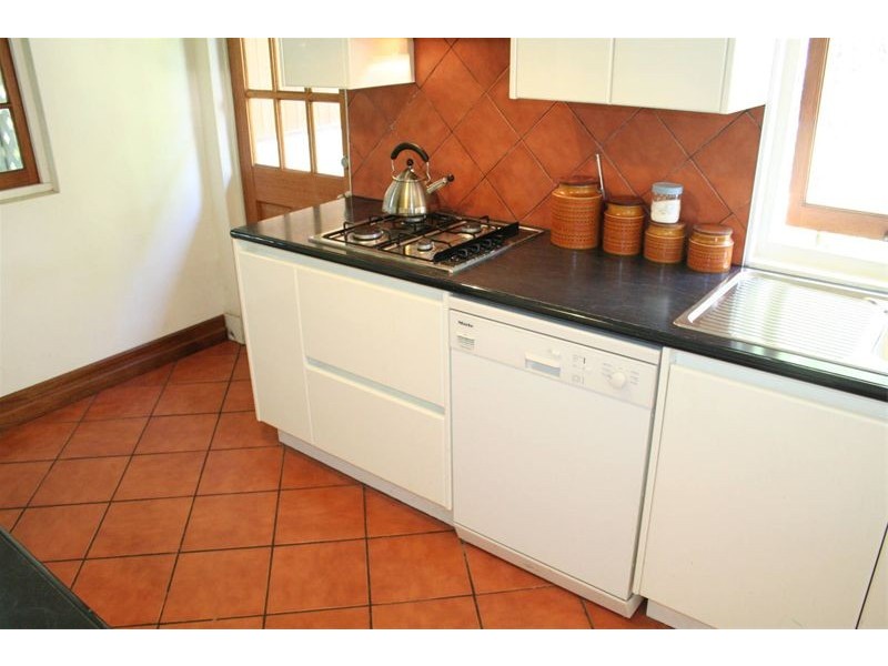 102 Hilda Street, Corinda QLD 4075