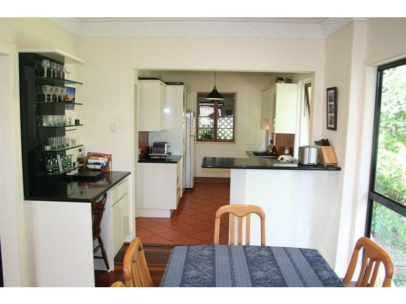 102 Hilda Street, Corinda QLD 4075