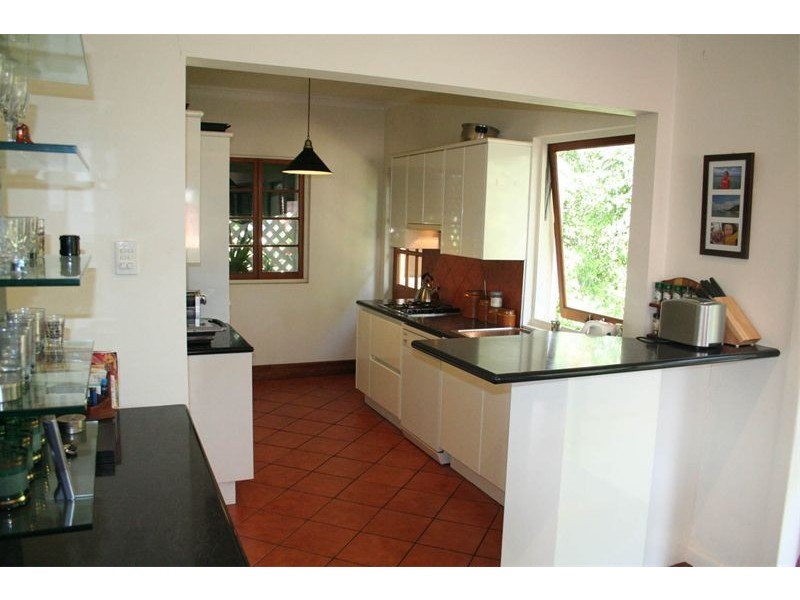 102 Hilda Street, Corinda QLD 4075