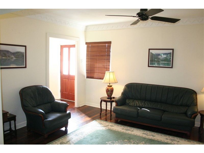 102 Hilda Street, Corinda QLD 4075