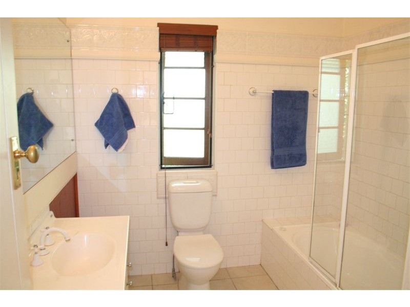 102 Hilda Street, Corinda QLD 4075