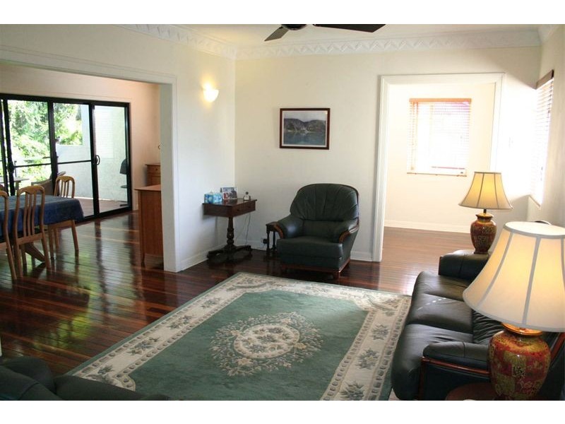 102 Hilda Street, Corinda QLD 4075