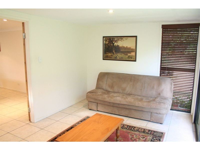 102 Hilda Street, Corinda QLD 4075