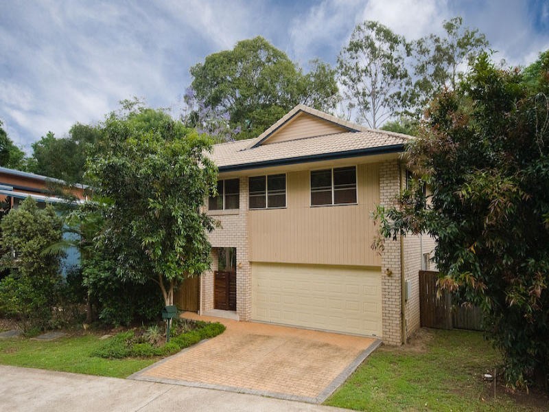 12  Aaron Place, Indooroopilly QLD 4068