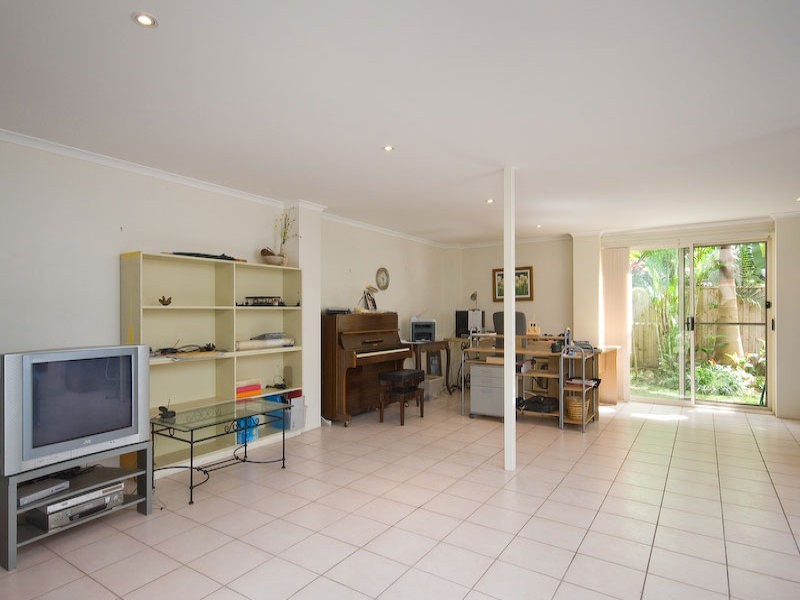 12  Aaron Place, Indooroopilly QLD 4068