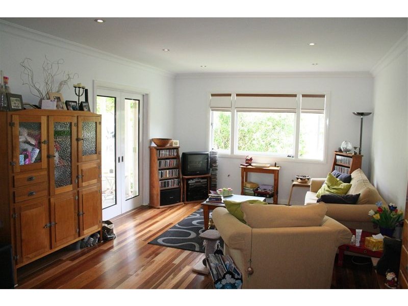 92 Taringa Parade, Indooroopilly QLD 4068