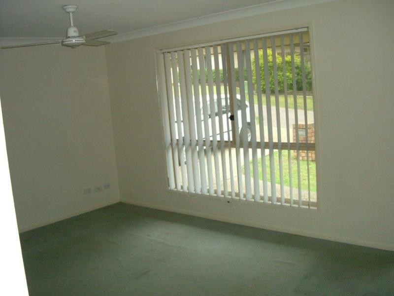 18  Florence Place, Oxley QLD 4075