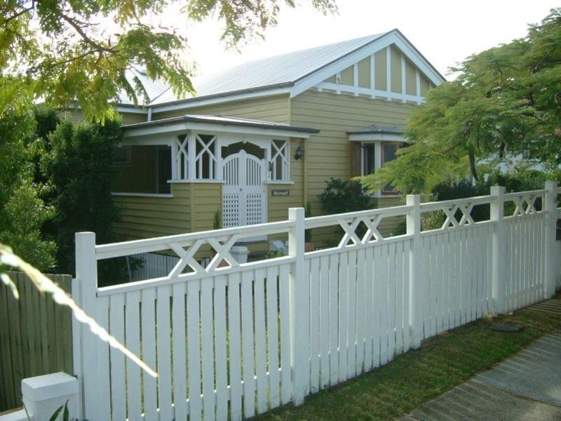 36 Crichton Street, Yeerongpilly QLD 4105