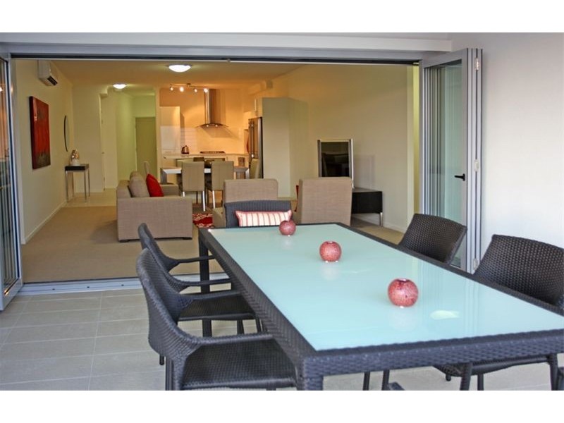 802/30 Riverview Terrace, Indooroopilly QLD 4068