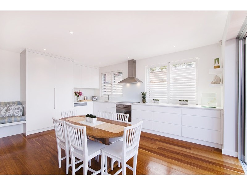 2/15 Fairlight Street, Manly NSW 2095