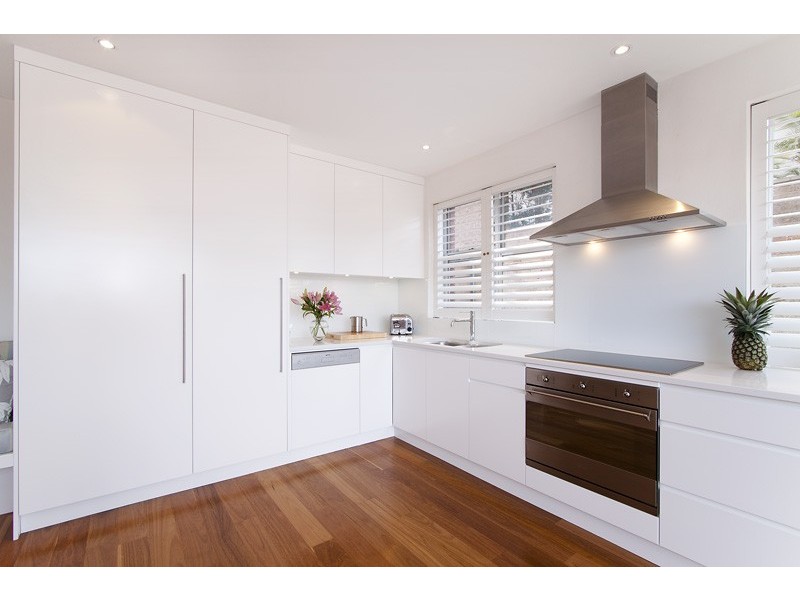 2/15 Fairlight Street, Manly NSW 2095