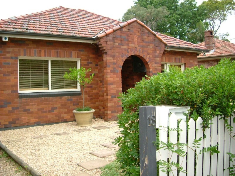 18 Tantallon Road, Lane Cove NSW 2066