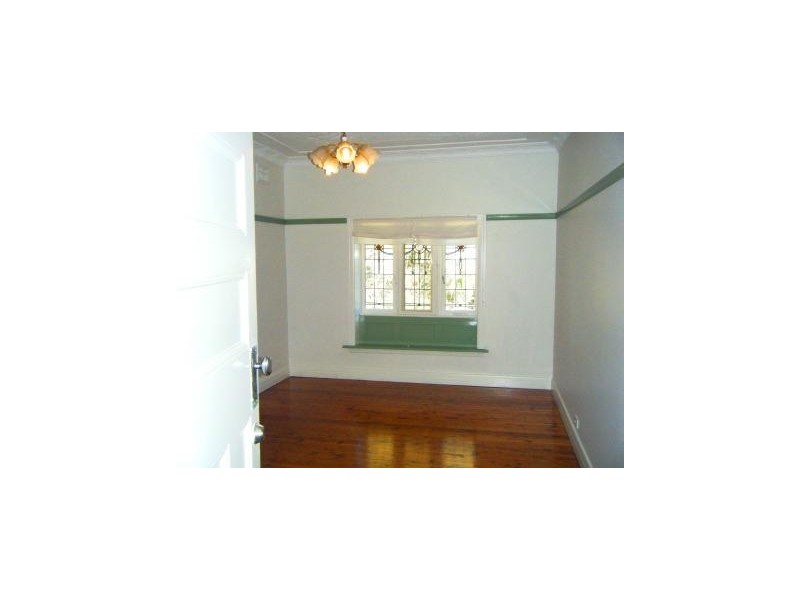 8 Mafeking Avenue, Lane Cove NSW 2066