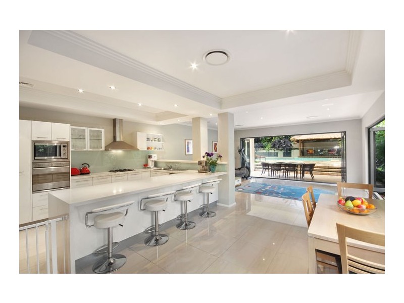 11 Kingslangley Road, Greenwich NSW 2065