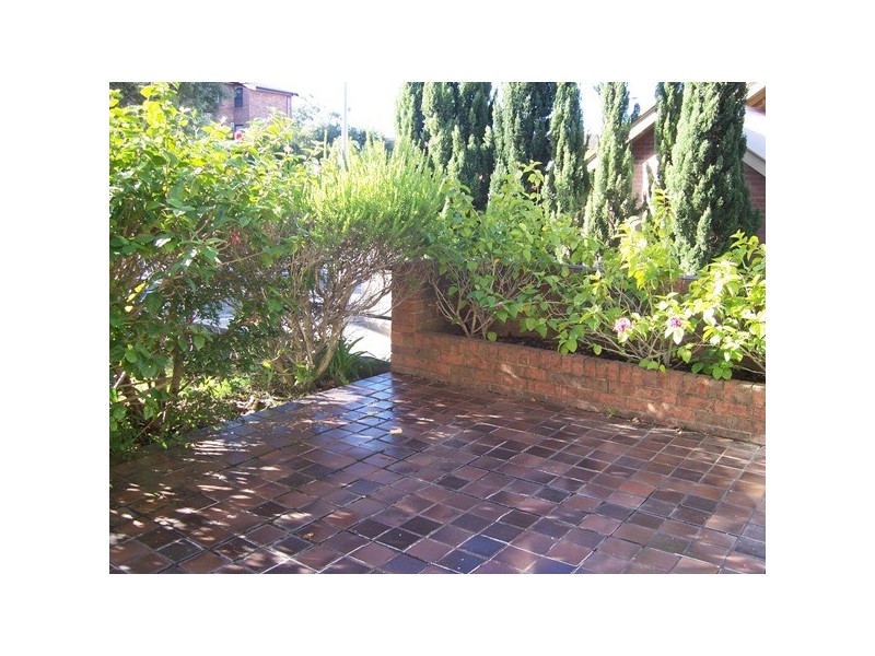 2/220 Blaxland Road, Ryde NSW 2112