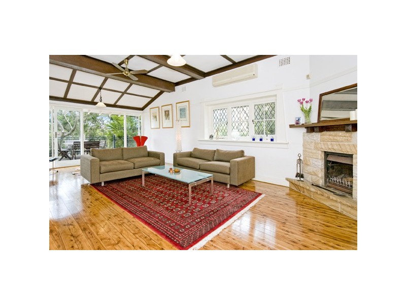 25 Glenview Street, Greenwich NSW 2065