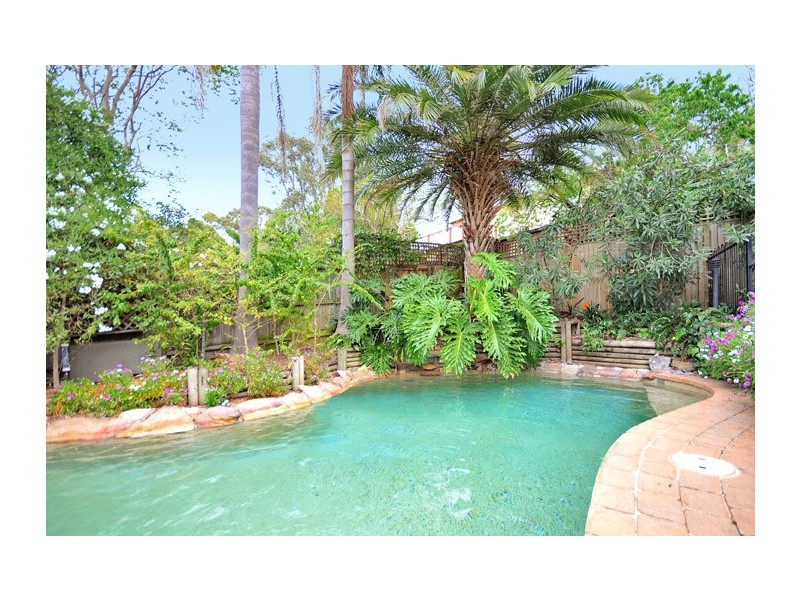 25 Glenview Street, Greenwich NSW 2065