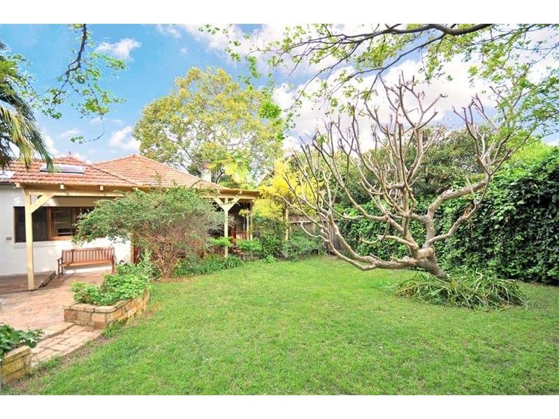 1 Holdsworth Avenue, St Leonards NSW 2065