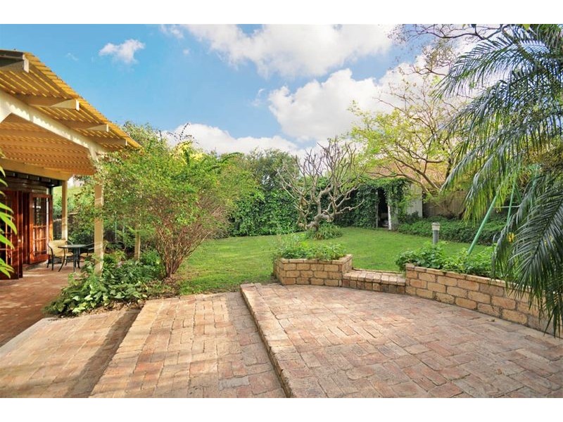 1 Holdsworth Avenue, St Leonards NSW 2065