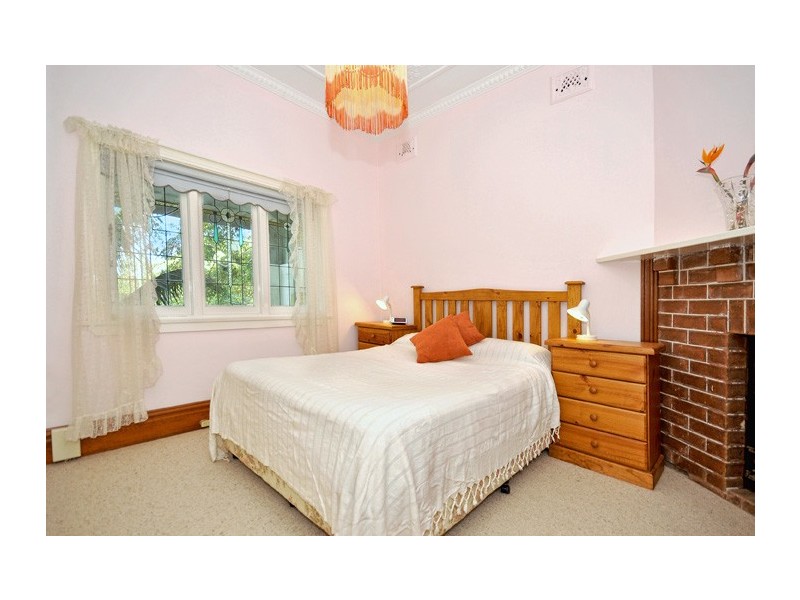 1 Holdsworth Avenue, St Leonards NSW 2065