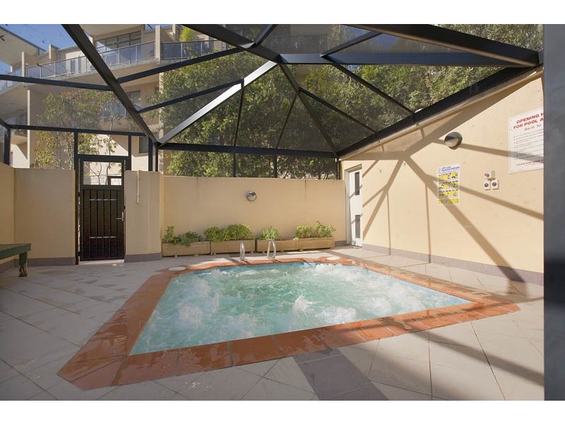 15 Kinsellas Drive, Lane Cove NSW 2066