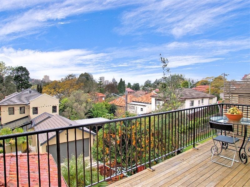 2/28  Anglo Road, Greenwich NSW 2065